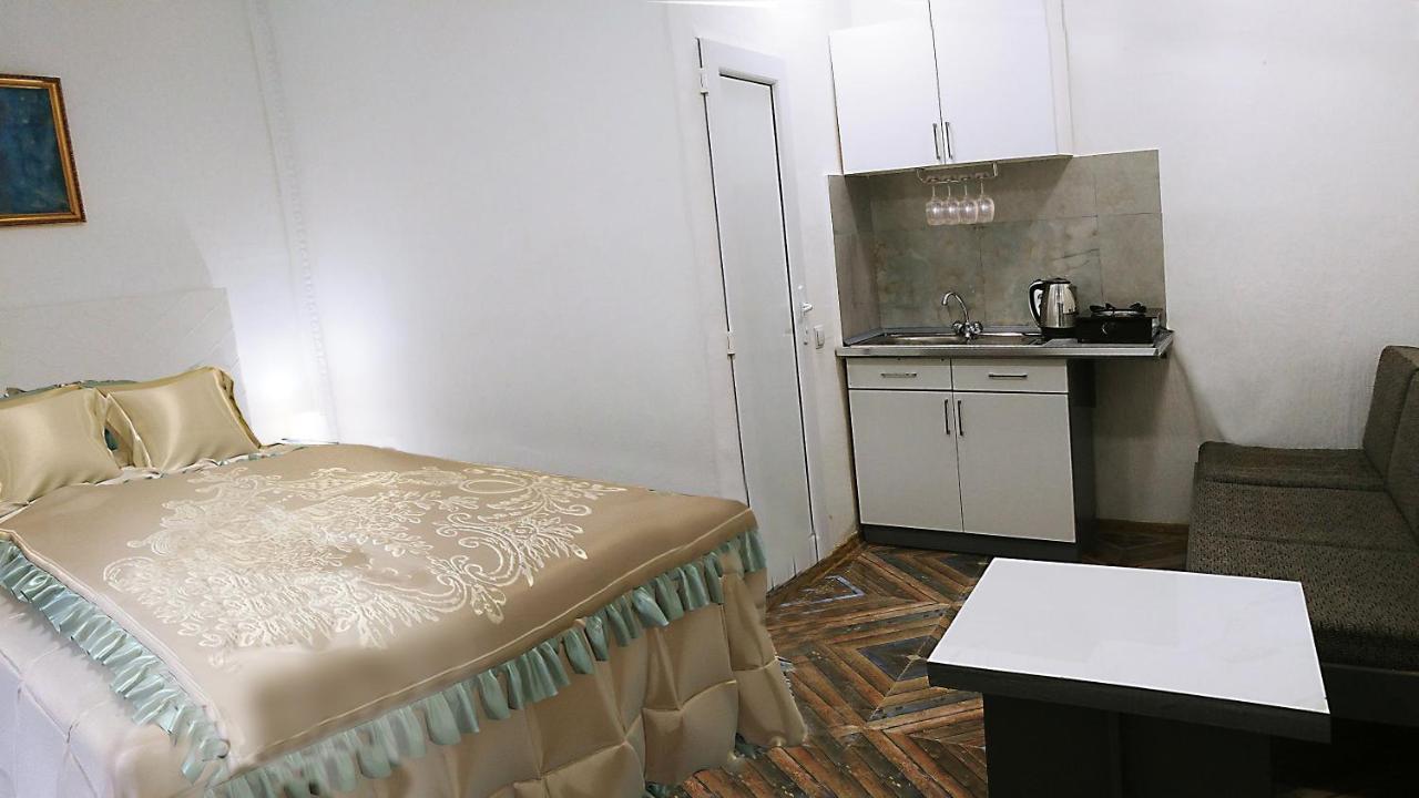 Rrooms Old City Apartment Tbilisi Exterior photo